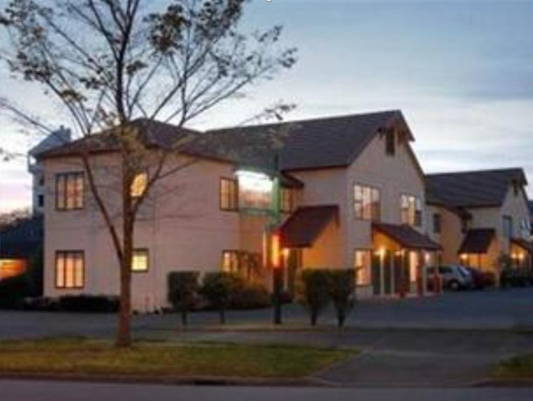 Cumberland Court Motel Хейстингс Экстерьер фото